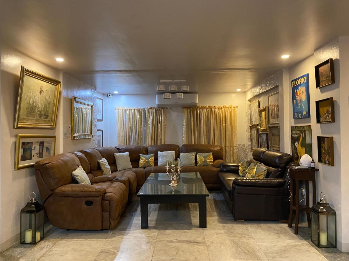 Casa Cecilia Hotel Bantay Экстерьер фото