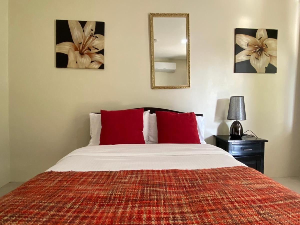 Casa Cecilia Hotel Bantay Экстерьер фото