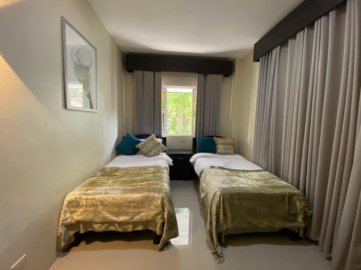 Casa Cecilia Hotel Bantay Экстерьер фото