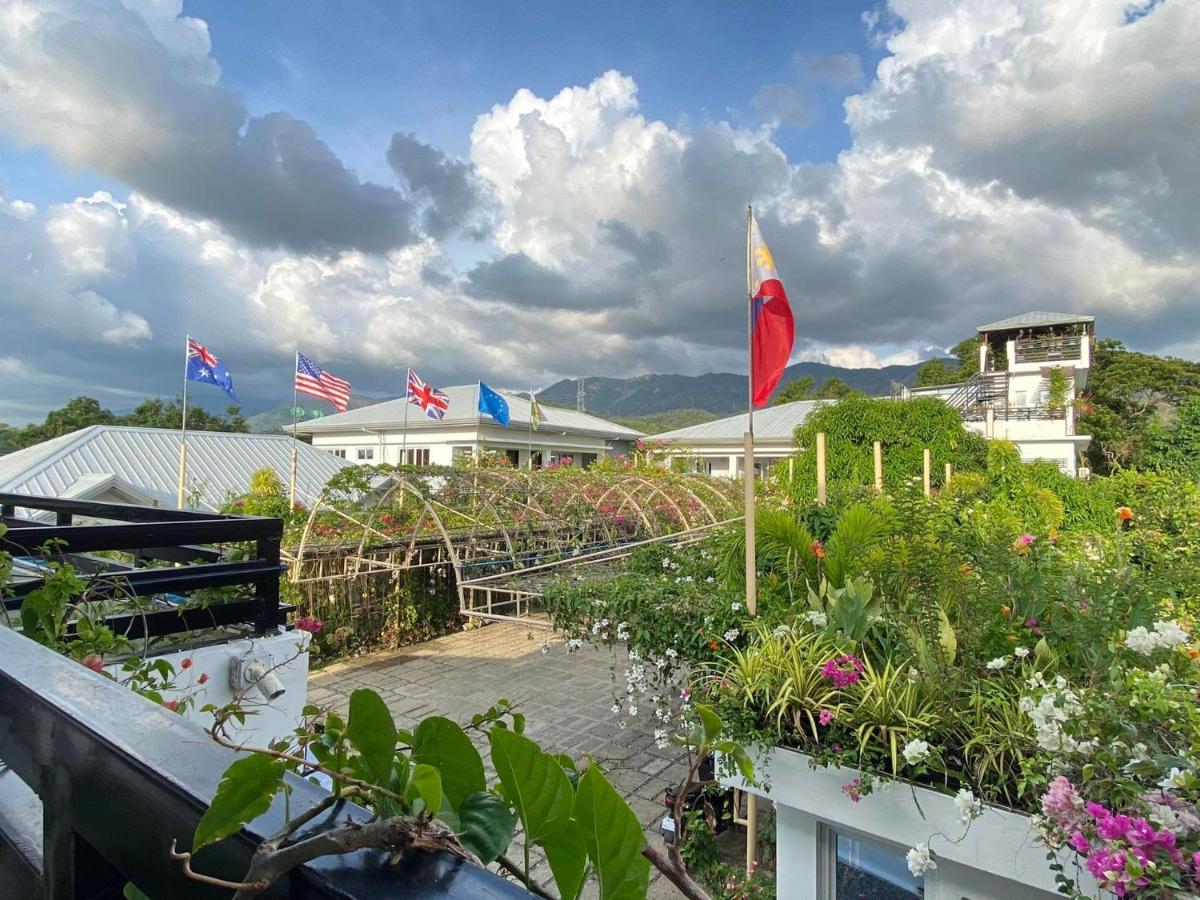 Casa Cecilia Hotel Bantay Экстерьер фото