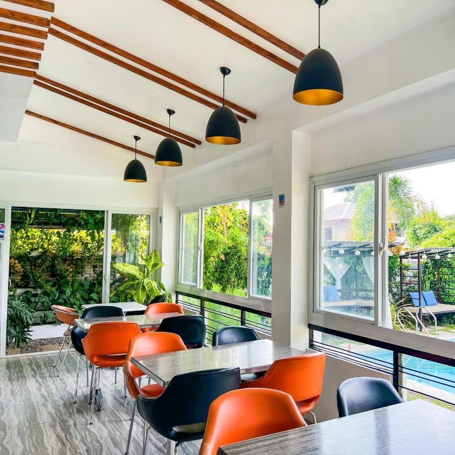 Casa Cecilia Hotel Bantay Экстерьер фото