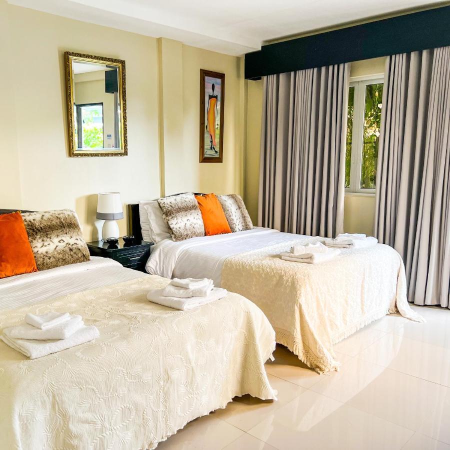 Casa Cecilia Hotel Bantay Экстерьер фото