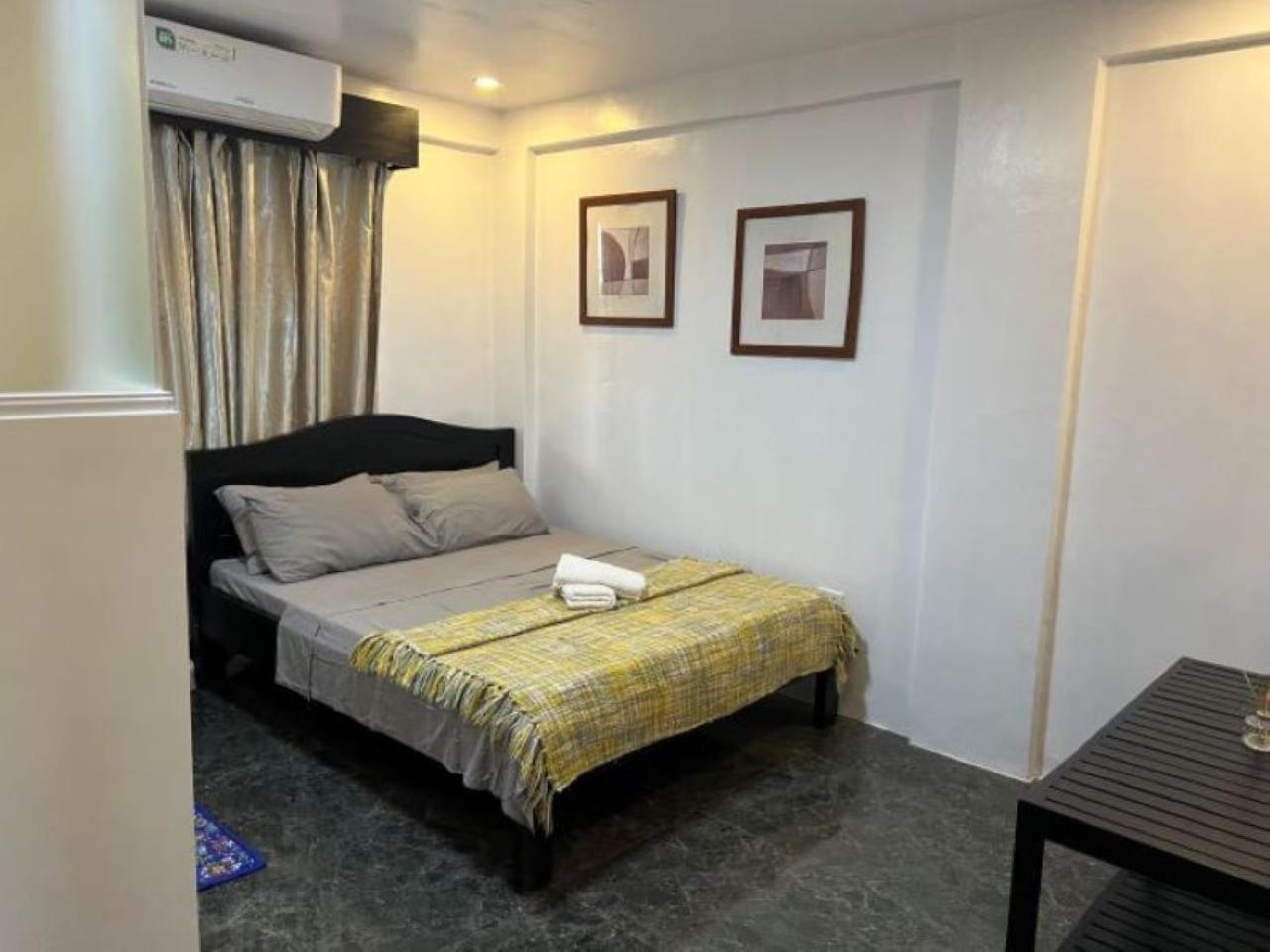 Casa Cecilia Hotel Bantay Экстерьер фото